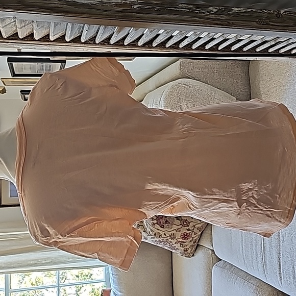 Universal  Threads S/S Tee - Picture 3 of 4